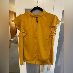 Banana republic silk top size L